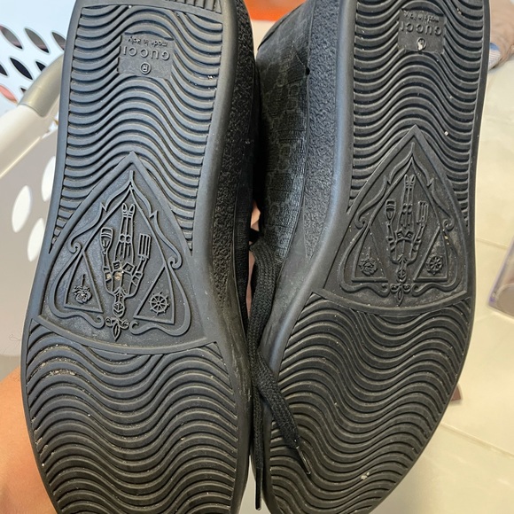 Great condition men’s Gucci sneakers - Picture 2 of 7